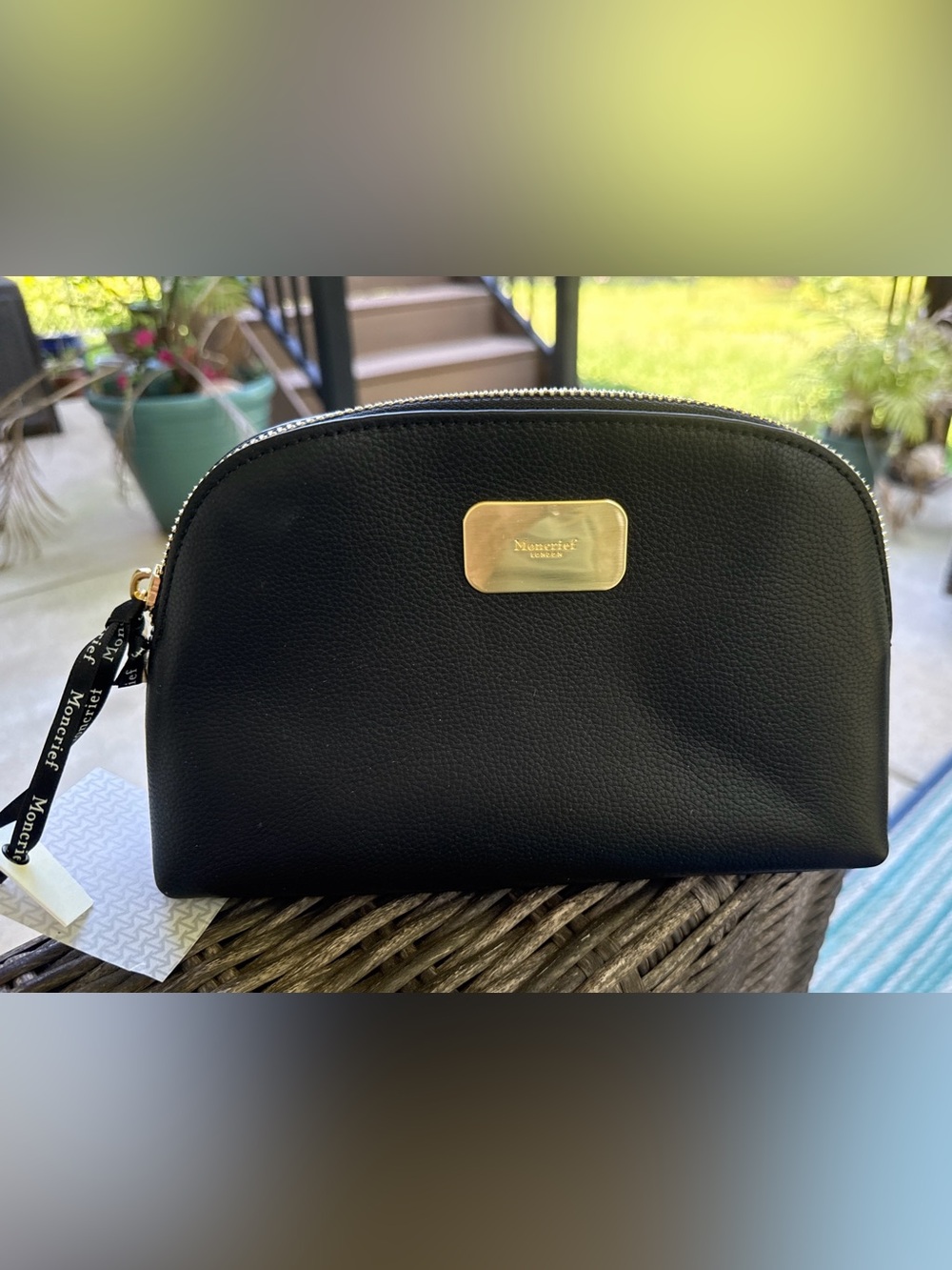 Moncrief London Black Maeva Cosmetic Bag Curved Italian Full Grain Leather NWT